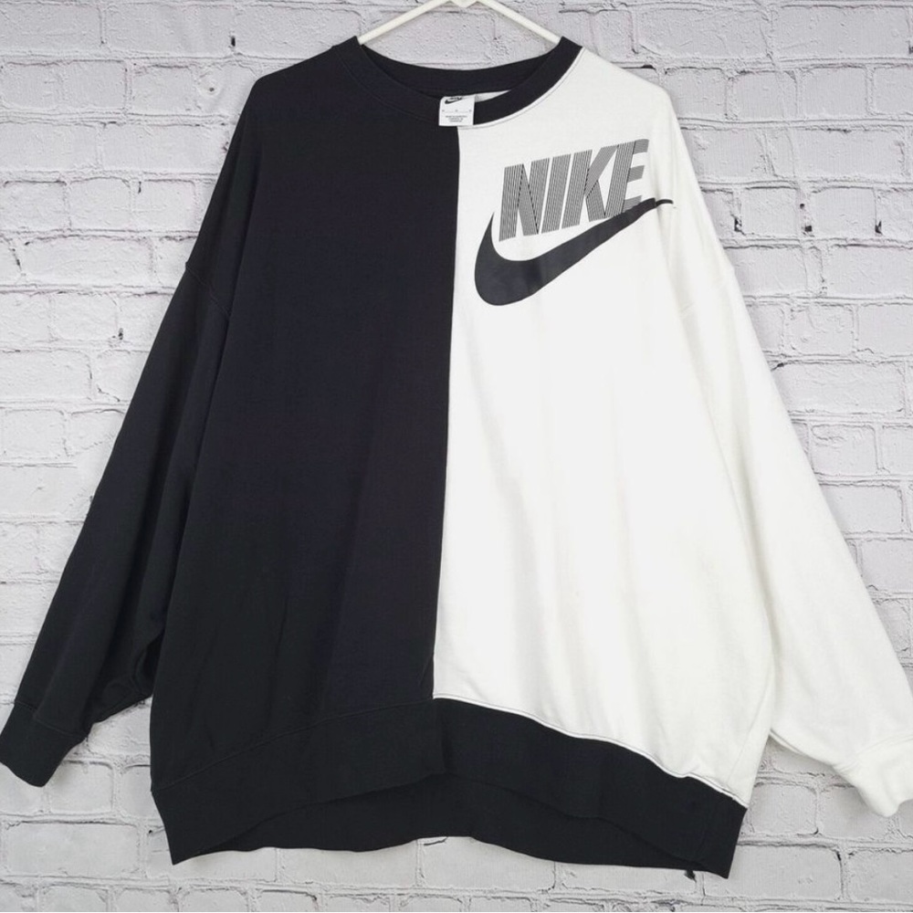 Nike Black/White Split Crewneck XXL